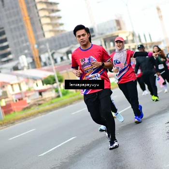 Runner Photo 6013859