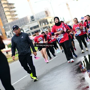 Runner Photo 6013872