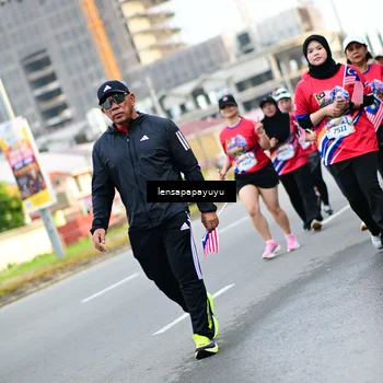 Runner Photo 6013889