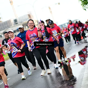 Runner Photo 6013937