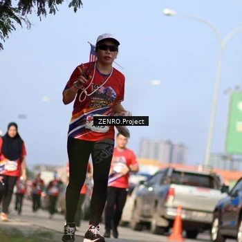 Runner Photo 6014015