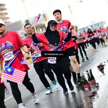 Runner Photo 6014036