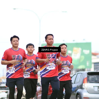 Runner Photo 6014059