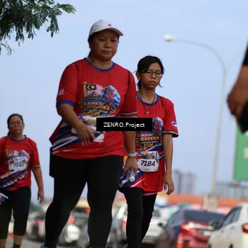 Runner Photo 6014088
