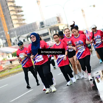 Runner Photo 6014161
