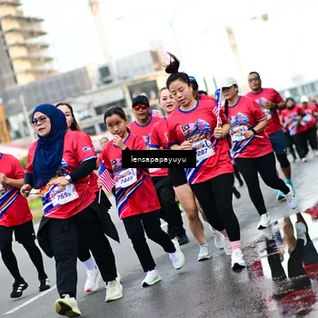 Runner Photo 6014177