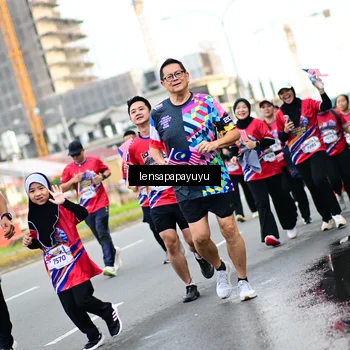 Runner Photo 6014245