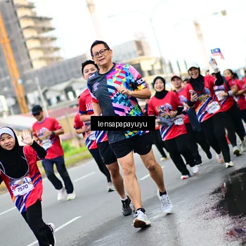Runner Photo 6014251
