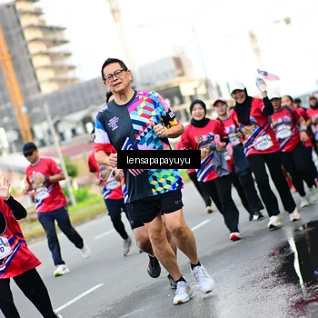 Runner Photo 6014252