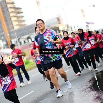 Runner Photo 6014255