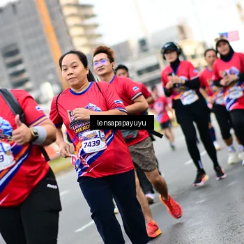 Runner Photo 6014301