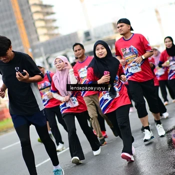 Runner Photo 6014335
