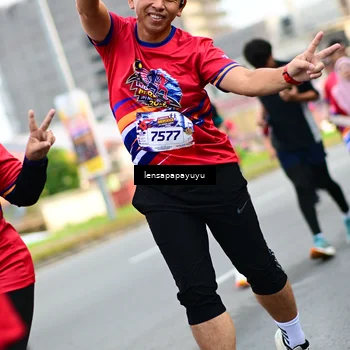 Runner Photo 6014343