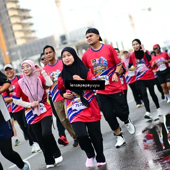 Runner Photo 6014350