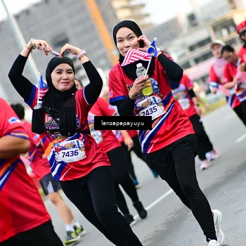 Runner Photo 6014384