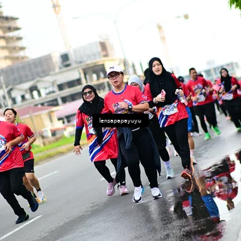 Runner Photo 6014428