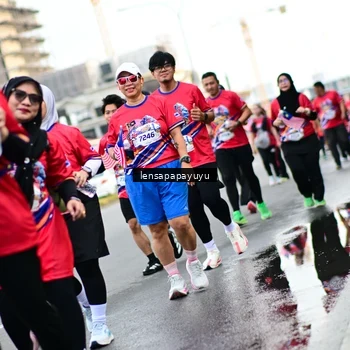 Runner Photo 6014441