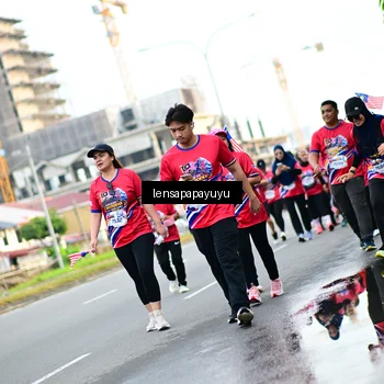 Runner Photo 6014485