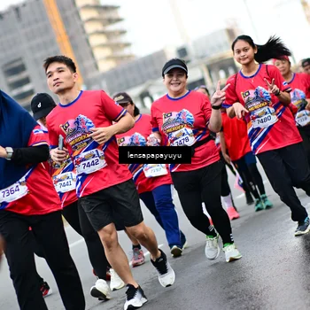Runner Photo 6014537