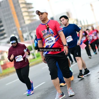 Runner Photo 6014613