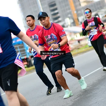 Runner Photo 6014644