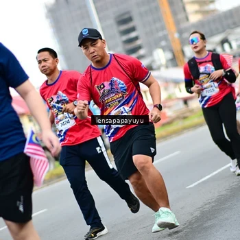 Runner Photo 6014658