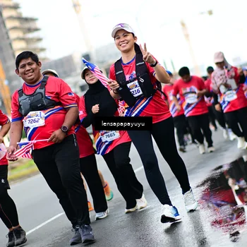 Runner Photo 6014677