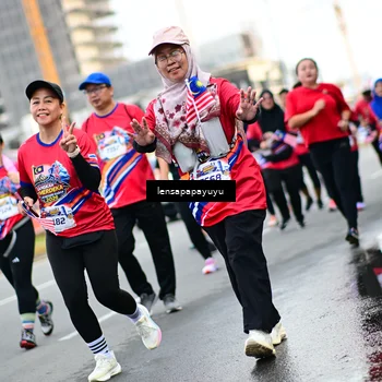 Runner Photo 6014711