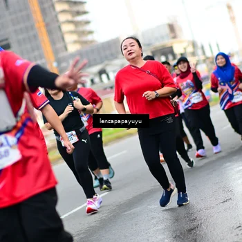 Runner Photo 6014714
