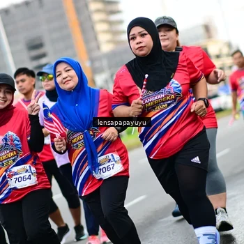 Runner Photo 6014761