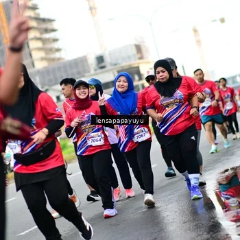 Runner Photo 6014766
