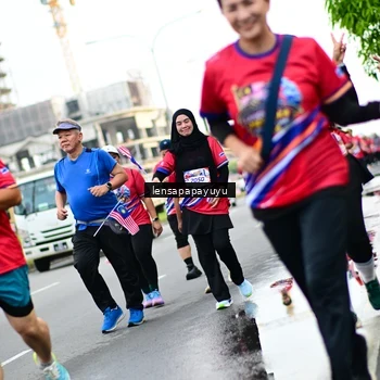 Runner Photo 6014773