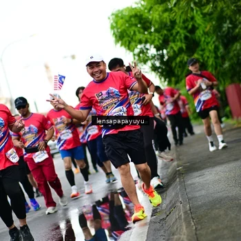 Runner Photo 6014853