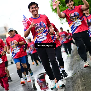 Runner Photo 6014875