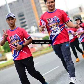 Runner Photo 6014915