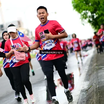 Runner Photo 6014972