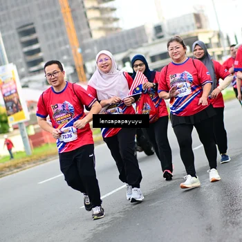 Runner Photo 6014995