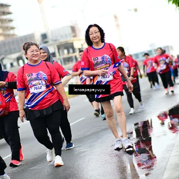 Runner Photo 6015011