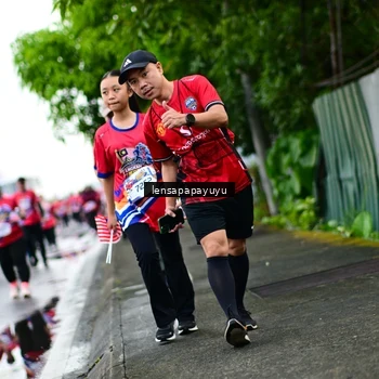 Runner Photo 6015023