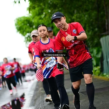 Runner Photo 6015030