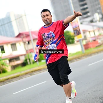 Runner Photo 6015057