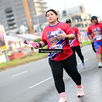 Runner Photo 6015062