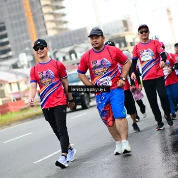 Runner Photo 6015072