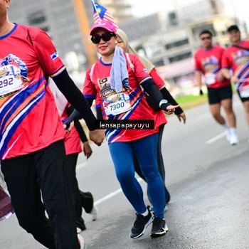 Runner Photo 6015097