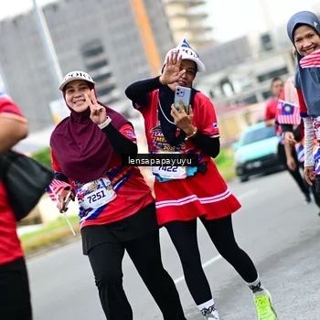 Runner Photo 6015126