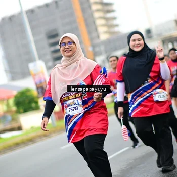Runner Photo 6015137
