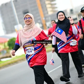 Runner Photo 6015141
