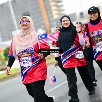 Runner Photo 6015142