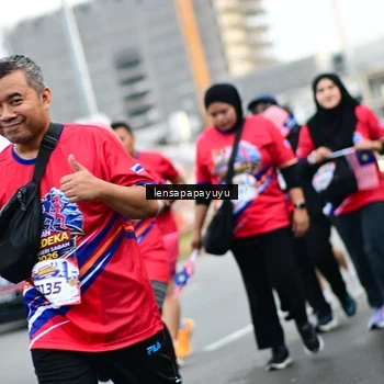 Runner Photo 6015159