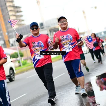 Runner Photo 6015196